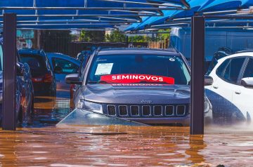 Conheça os direitos dos cidadãos e empresas afetadas pelas enchentes no RS