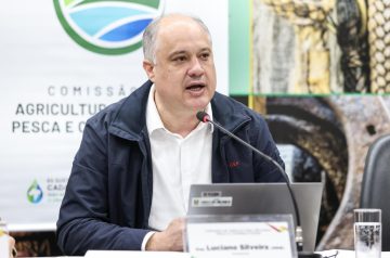 Deputado Luciano Silveira participa de coletiva do SOS Agro na Assembleia Legislativa